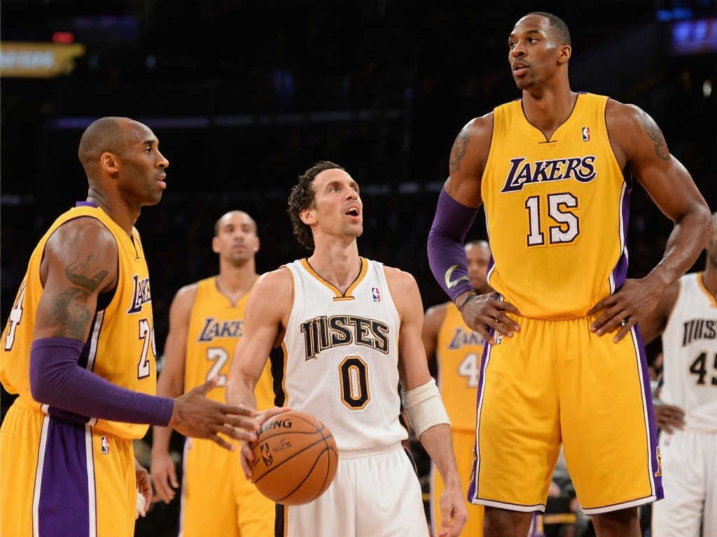 讓我們拭目 讓我們拭目