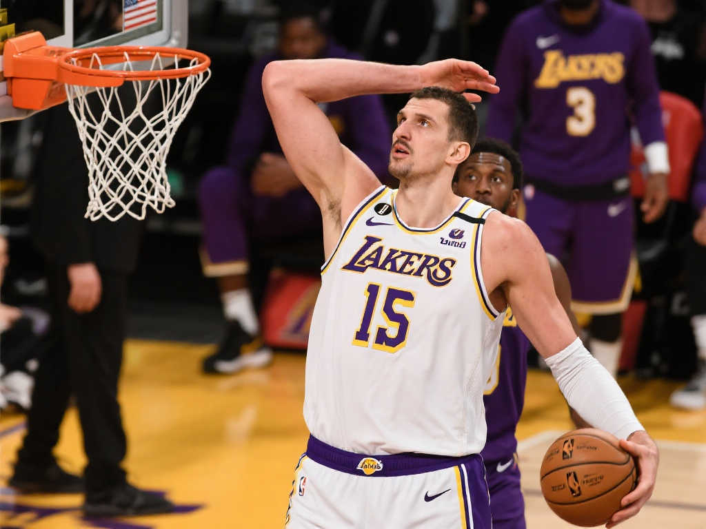 所有人對拉 所有人對拉